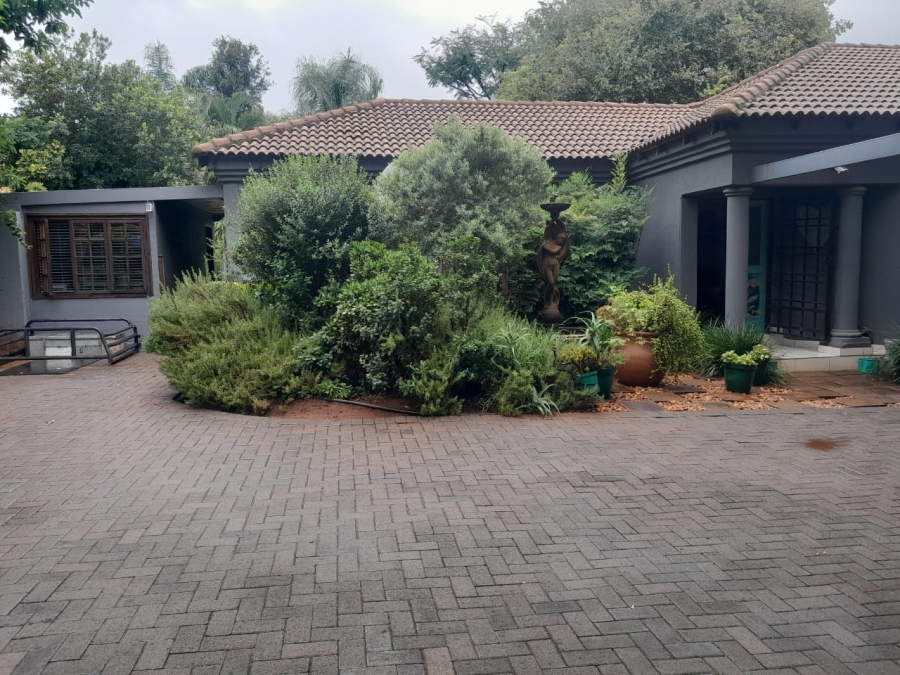 3 Bedroom Property for Sale in Safari Gardens North West